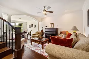 5511 Courtyard Dr, Austin, TX 78731 - Photo 33