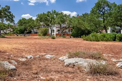 5511 Courtyard Drive, Austin, TX 78731 - Photo 7