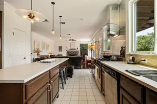 5511 Courtyard Dr, Austin, TX 78731 - Photo 25
