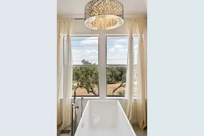 5511 Courtyard Drive, Austin, TX 78731 - Photo 11