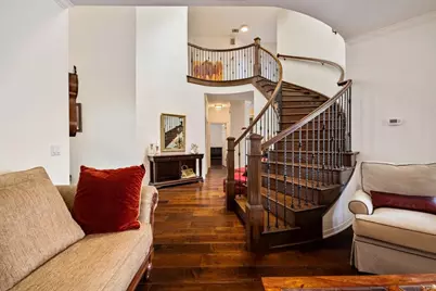 5511 Courtyard Drive, Austin, TX 78731 - Photo 31