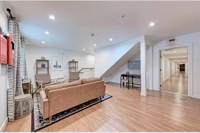 306 E 30th Street #210, Austin, TX 78705 - Photo 7