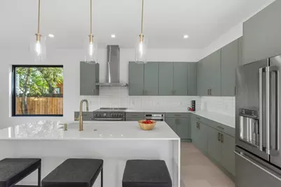 802 Philco Drive #1, Austin, TX 78745 - Photo 9