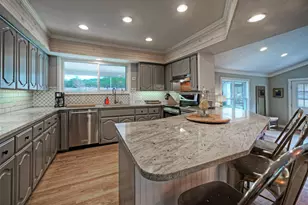 101 Arrowlake Rd, Wimberley, TX 78676 - Photo 11
