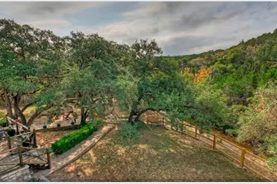 101 Arrowlake Road, Wimberley, TX 78676 - Photo 15