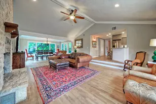 101 Arrowlake Rd, Wimberley, TX 78676 - Photo 5