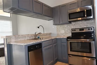 2802 Nueces Street #306, Austin, TX 78705 - Photo 7
