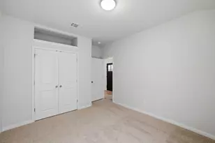 250 Finstown St, Hutto, TX 78634 - Photo 31