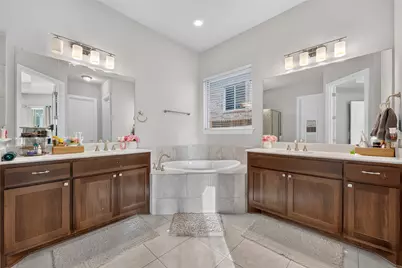 137 Claiborne Lake Lane, Georgetown, TX 78628 - Photo 19