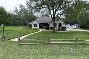 179 Mokuleia Cir, Bastrop, TX 78602 - Photo 1