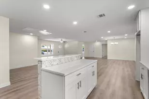 412 Oak St, Bastrop, TX 78602 - Photo 7