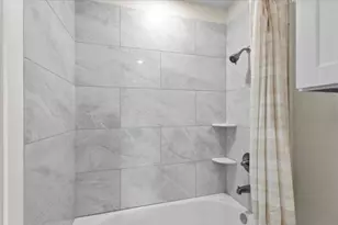 412 Oak St, Bastrop, TX 78602 - Photo 17