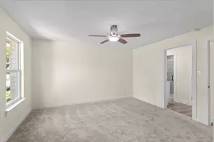 412 Oak St, Bastrop, TX 78602 - Photo 11