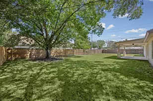 412 Oak St, Bastrop, TX 78602 - Photo 21