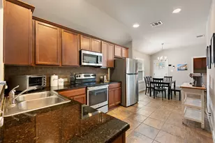 924 Lost Pines Ln, Cedar Park, TX 78613 - Photo 17