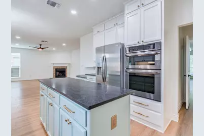 6318 Zadock Woods Drive, Austin, TX 78749 - Photo 11