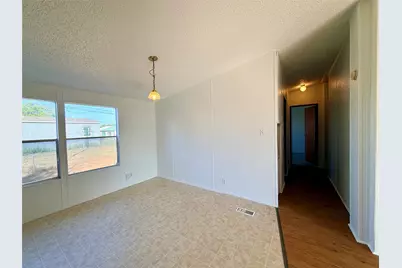 414 Avenue F, Lexington, TX 78947 - Photo 5