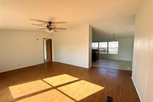 414 Ave F, Lexington, TX 78947 - Photo 3