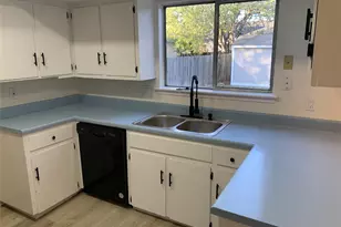 1800 Wagon Gap Dr, Round Rock, TX 78681 - Photo 5