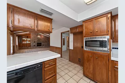 1702 Lone Oak Drive, Leander, TX 78641 - Photo 11
