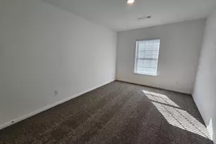 17904 Speculator Ln, Elgin, TX 78621 - Photo 11