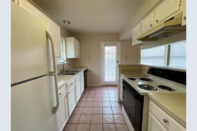 16719 Whitebrush Loop, Austin, TX 78717 - Photo 13