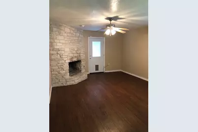 104 Leona Street, Lockhart, TX 78644 - Photo 3
