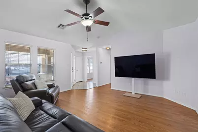 404 Yucca House Drive, Pflugerville, TX 78660 - Photo 5