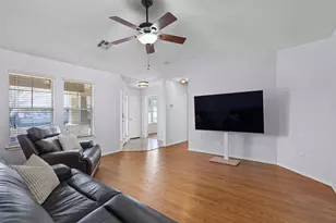 404 Yucca House Dr, Pflugerville, TX 78660 - Photo 5