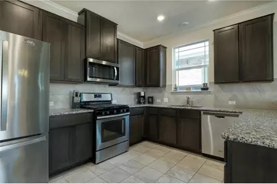 521 Bradford Lane, Hutto, TX 78634 - Photo 9