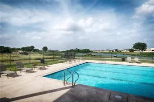 521 Bradford Ln, Hutto, TX 78634 - Photo 27