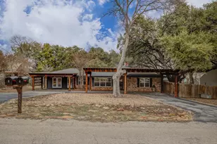 5303 Shady Oaks Circle, Kingsland, TX 78639 - Photo 1