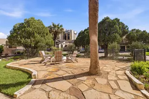 40 N Interstate 35 Hwy N, Austin, TX 78701 - Photo 25