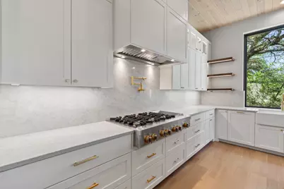 705 The Trails Parkway, Horseshoe Bay, TX 78657 - Photo 9