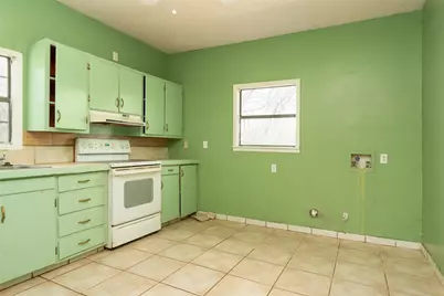 600 W Cypress Street, Johnson City, TX 78636 - Photo 25