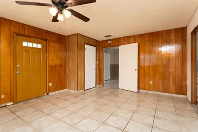 600 W Cypress Street, Johnson City, TX 78636 - Photo 27