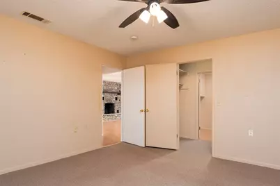 600 W Cypress Street, Johnson City, TX 78636 - Photo 13