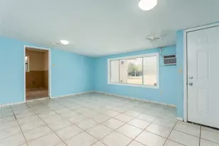 600 W Cypress St, Johnson City, TX 78636 - Photo 23