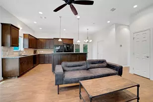 520 Double Eagle Rnch Dr, Cedar Creek, TX 78612 - Photo 15