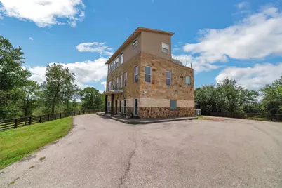 520 Double Eagle Ranch Drive, Cedar Creek, TX 78612 - Photo 11