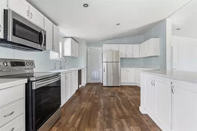 1029 Old McDade Road #C, Elgin, TX 78621 - Photo 15