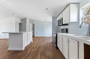 1029 Old McDade Rd, Elgin, TX 78621 - Photo 17