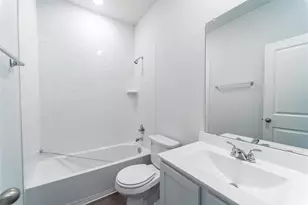 720 Barbary Coast Ln, Jarrell, TX 76537 - Photo 17