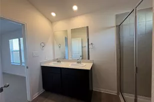 118 Holmby Dr, Hutto, TX 78634 - Photo 7