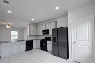 511 Pulitzer Dr, Hutto, TX 78634 - Photo 7