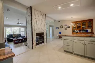 200 Harbor Cir Circle, Georgetown, TX 78633 - Photo 11