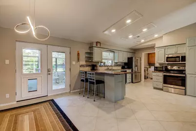 200 Harbor Cir Circle, Georgetown, TX 78633 - Photo 9