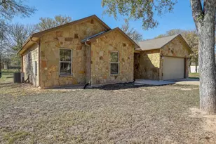 108 Pohakuloa Dr, Bastrop, TX 78602 - Photo 3