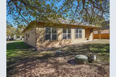 108 Pohakuloa Drive, Bastrop, TX 78602 - Photo 33