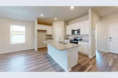 109 Little Green Trail, Jarrell, TX 76537 - Photo 3